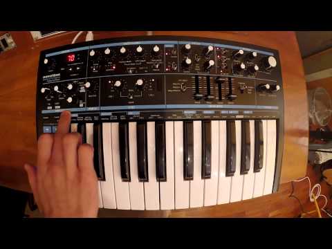 Hot Reviews – Novation Bass Station 2